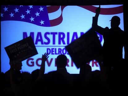 Mitin del candidato republicano de Pensilvania, Doug Mastriano, el domingo.