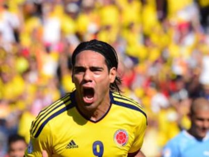 Falcao celebra un gol a Uruguay con la selección colombiana.