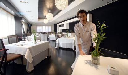El cocinero Eneko Atxa, en el restaurante Azurmendi de Larrabetxu, a las afueras de Bilbao.