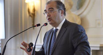 El presidente del Banco Popular, Ángel Ron, durante una conferencia este verano en Santander
