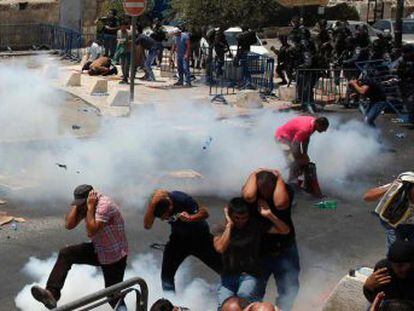Las protestas contra la policía israelí crecen en la Explanada de las Mezquitas