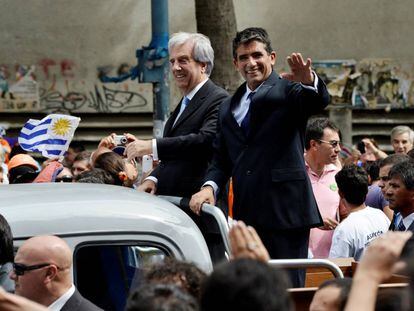 Tabar&eacute; V&aacute;zquez y su hasta hoy vicepresidente, Ra&uacute;l Sendic, hace dos a&ntilde;os en su toma de posesi&oacute;n.