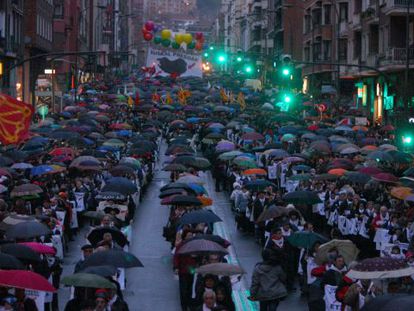 Manifestación celebrada esta tarde en Bilbao por los presos de ETA.