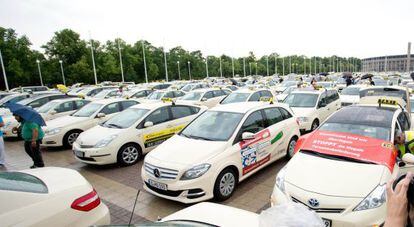 Protesta de taxistas en Berlín contra Uber en junio pasado.