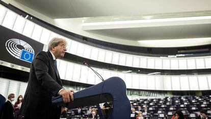 El comisario europeo de Economía, Paolo Gentiloni, el miércoles en la sede del Parlamento Europeo en Estrasburgo (Francia).