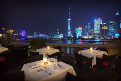 Terraza del restaurante M on the Bund, en Shanghái.