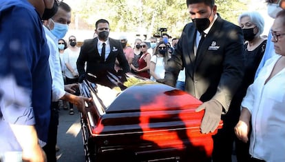 Funeral de Abel Murrieta, candidato del Movimiento Ciudadano a la presidencia municipal de Cajeme, el 14 de mayo.