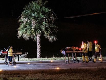 Llegada del helicóptero del servicio de búsqueda y rescate (SAR) del Ejército del Aire al helipuerto del Hospital Doctor Negrín de Las Palmas de Gran Canaria, con el cadáver de la niña de cinco años y dos supervivientes.