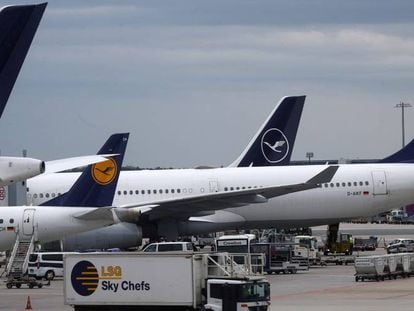 Aviones de Lufthansa en el aeropuerto de Fráncfort.