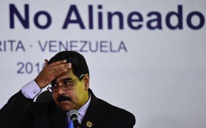 Nicol&aacute;s Maduro durante una rueda de prensa en la cumbre de los pa&iacute;ses no alienados celebrada en Isla Margarita.