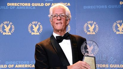 Michael Apted, con un premio por su carrera otorgado en 2013 por el Sindicato de Directores.