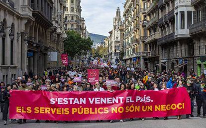 Manifestació contra la Llei Aragonès a Via Laietana. 