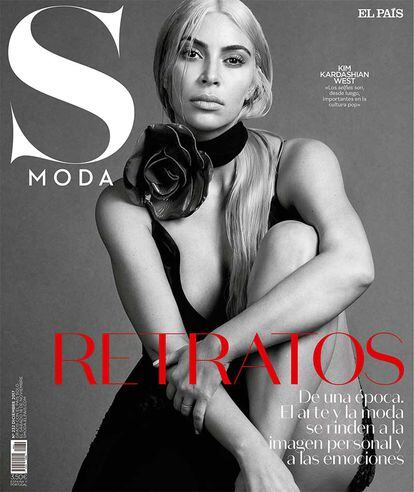 Kim Kardashian fotografiada por David Slijper en exclusiva para S Moda. (Vestido y accesorio floral de Saint Laurent por Anthony Vacarello.