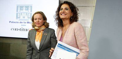 La vicepresidenta económica, Nadia Calviño y la ministra de Hacienda María Jesús Montero.