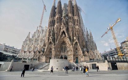 La Sagrada Família la setmana abans del confinament el març del 2020.