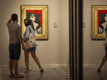 Visitants al Museu Picasso.