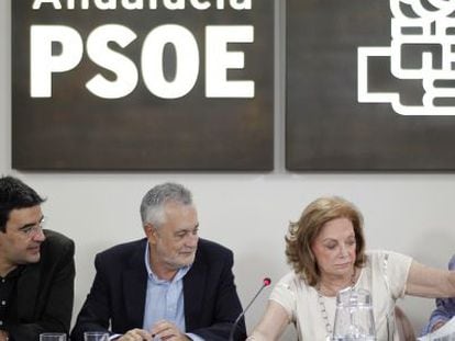 Jim&eacute;nez, Gri&ntilde;&aacute;n, Amparo Rubiales y Juan Cornejo, en la ejecutiva del PSOE de Andaluc&iacute;a.