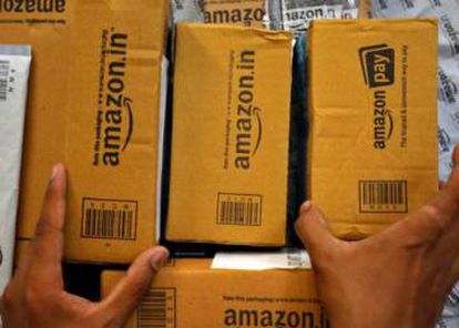 Amazon parcel delivery.