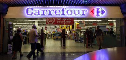 Un supermercado Carrefour en Niza (Francia).