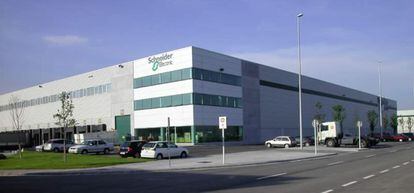 F&aacute;brica de Schneider Electric en Barcelona. 