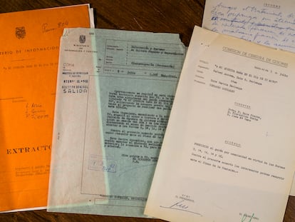 DVD 1049 (13-04-21) Documentos de la Comisión censora de guiones, del Ministerio de Información y Turismo, sobre guiones de películas de Luis García Berlanga, en el Archivo General de la Administración, en Alcalá de Henares. En la imagen, documentos del guión de "A mi querida mamá en el día de su santo"Foto Samuel Sánchez
