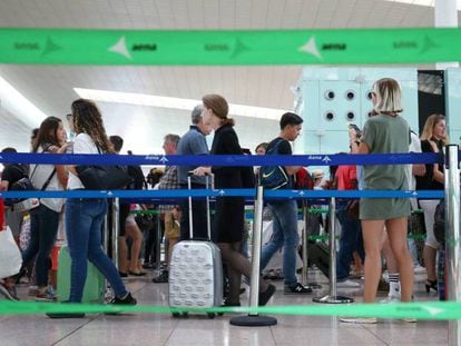 Colas en el Aeropuerto de El Prat.