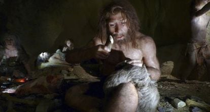 Recreaci&oacute;n de la vida de una familia neandertal en el Museo del Neandertal de Krapina (Croacia).