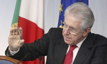 Mario Monti comparece ante los medios en Roma esta semana.