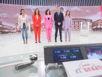 Debate de los candidatos a la presidencia de la Comunidad de Madrid. De izquierda a derecha, Rocío Monasterio (Vox), Mónica García (Más Madrid), Isabel Díaz Ayuso (PP), Juan Lobato (PSOE) y Alejandra Jacinto (Podemos).