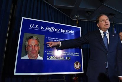 El fiscal federal del distrito sur de Nueva York, Geoffrey Berman, anuncia los cargos contra Jeffery Epstein, en julio.