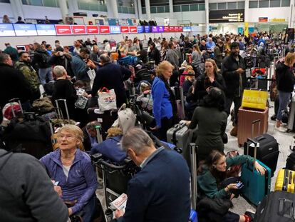 Un ataque con drones paraliza el segundo mayor aeropuerto de Reino Unido