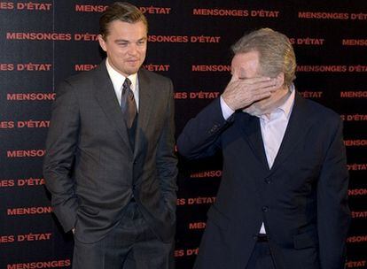 DiCaprio y Scott en noviembre de 2008, durante la presentación en parís de <i>Red de mentiras</i>.