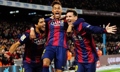 Suárez, Neymar y Messi celebran un gol del Barça