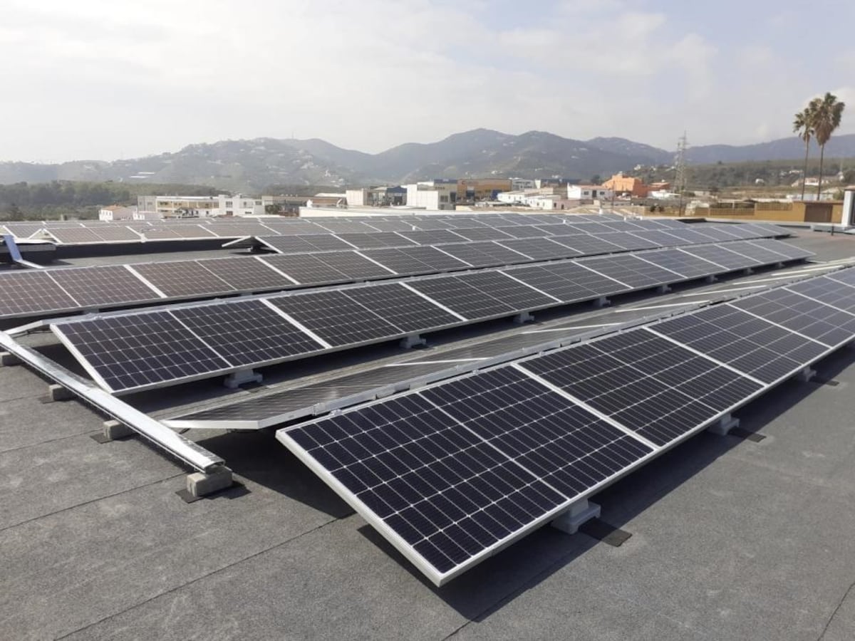 Las nueve horas en las que España hizo realidad el sueño 100% renovable |  Economía