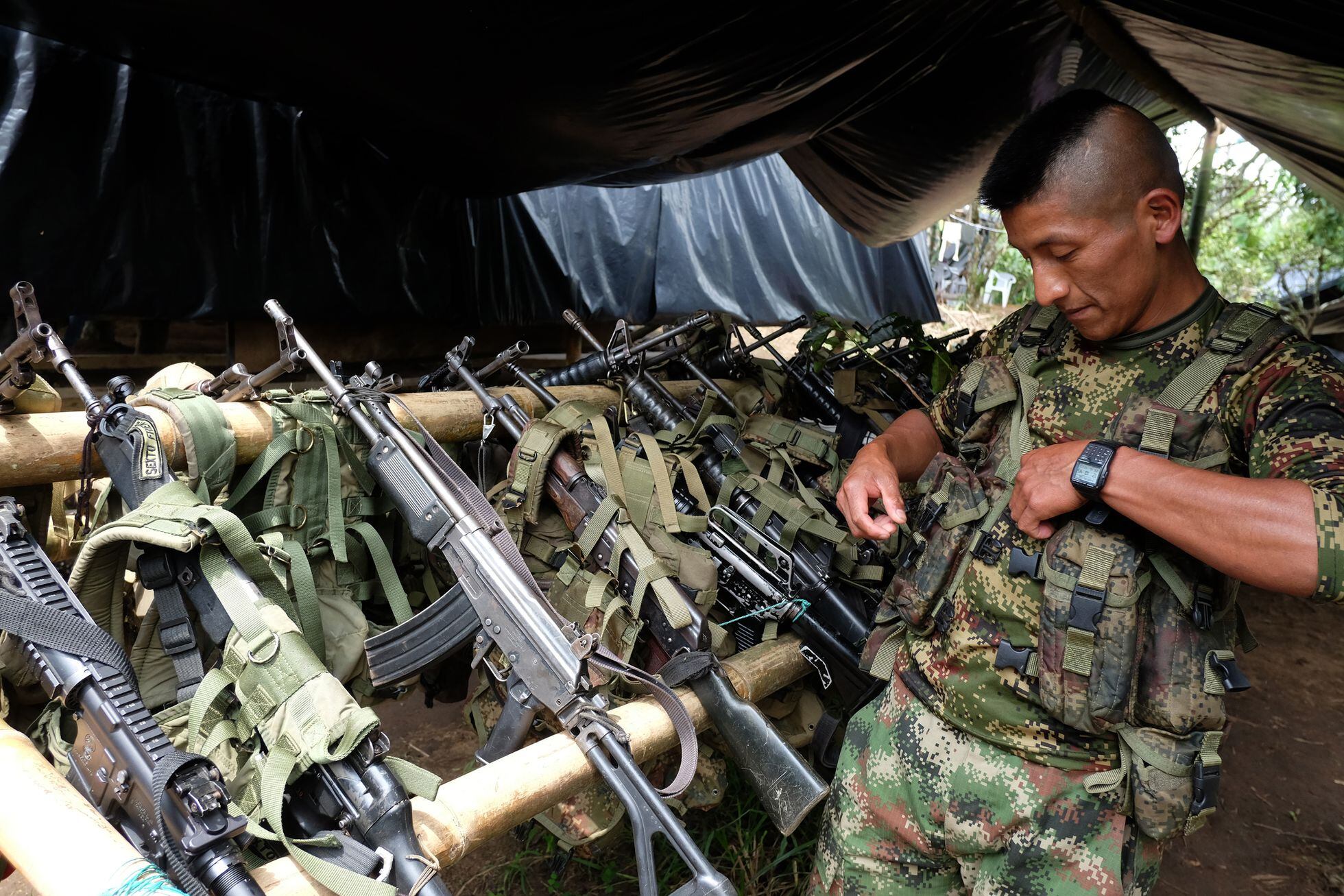 Cauca: Al menos diez disidentes de FARC mueren en enfrentamientos con  militares en Colombia | Internacional | EL PAÍS