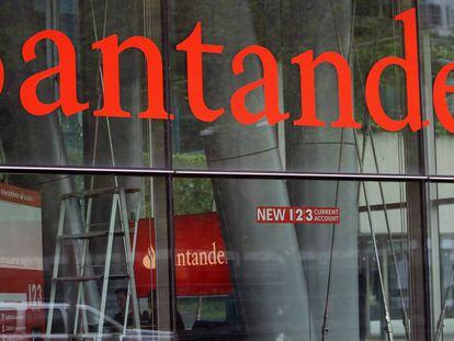 Oficinas de Banco Santander en Londres.