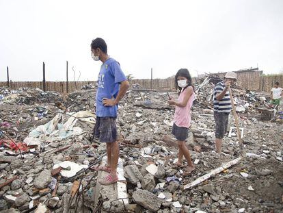 Viviendas derruidas tras el terremoto del 16 de abril en Ecuador.