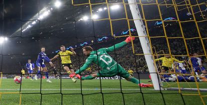 El Atlético no tiene muro y cae en Dortmund