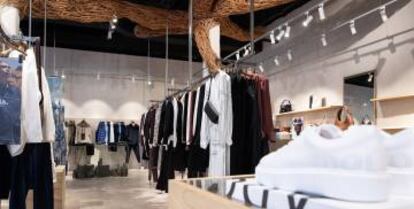 Tienda de Adolfo Domínguez.