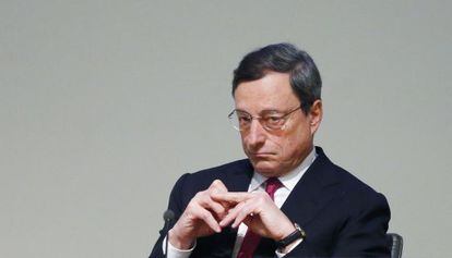 Mario Draghi antes de la conferencia en Bruselas. 