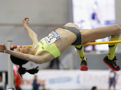 La saltadora Ruth Beitia, en los campeonatos de España de atletismo en pista cubierta de Antequera.