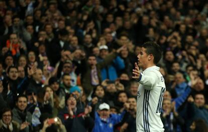 James Rodríguez celebra un gol ante el Sevilla.
