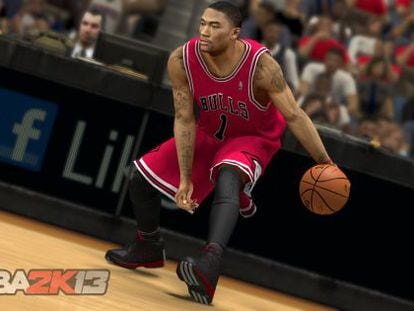 Derrick Rose, de los Chicago Bulls, en un lance del juego