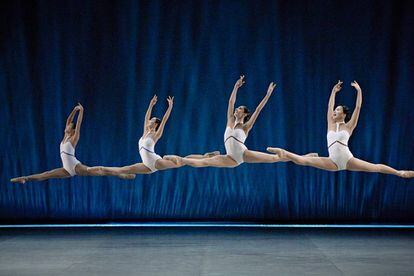 Un momento de la actuación de Les Grands Ballets Canadiens.