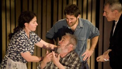 Ensayo del espetaculo 'Les bruixes de Salem', que inaugurara el festival Grec el dia 1 de julio.