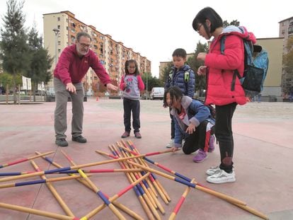 Actividades al aire libre del Ateneu del barrio de Sant Roc antes del estado de alarma.