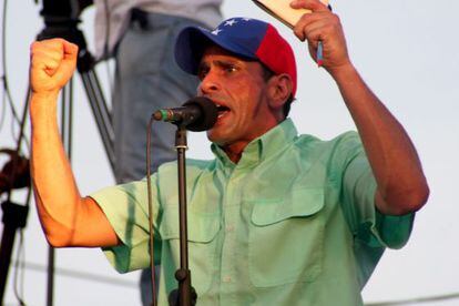 El candidato presidencial opositor venezolano, Henrique Capriles, el martes en El Tigre, en el Estado Anzoategui.