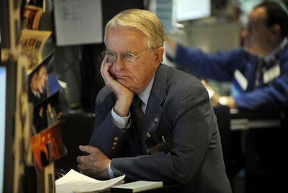 Un operador de Bolsa, en el patio de operaciones de Wall Street, el 6 de septiembre pasado.