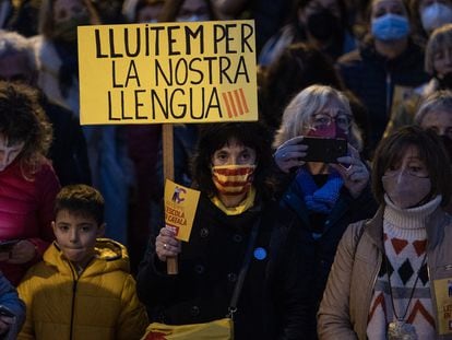 Una manifestación en  Barcelona contra la sentencia del catalán