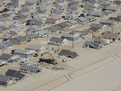 Ocean Beach (Nueva Jersey), seis meses despu&eacute;s de Sandy. 